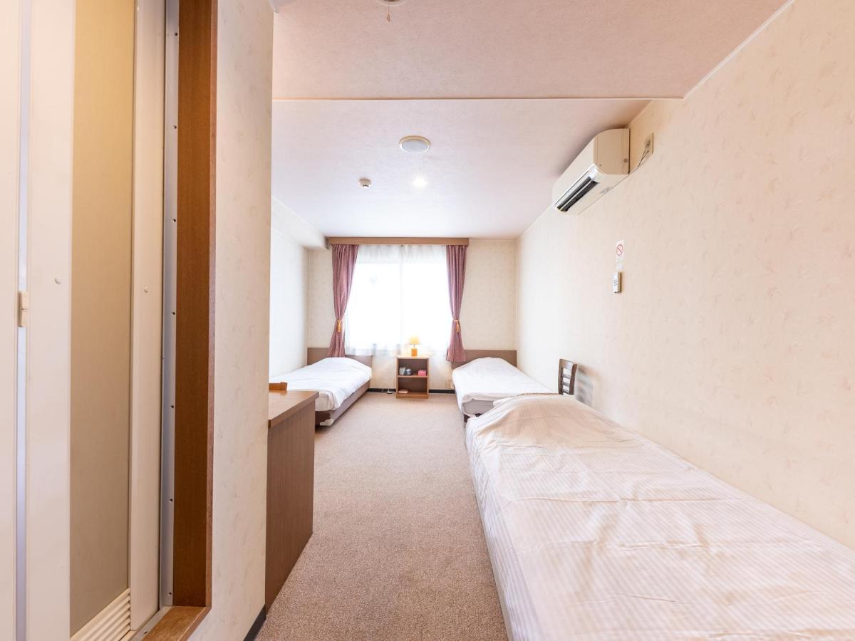 Tabist Business Hotel R Side Канадзава Екстер'єр фото